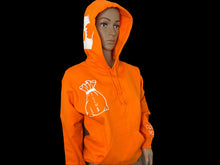 Load image into Gallery viewer, Travo V3 pullover hoodie o/w

